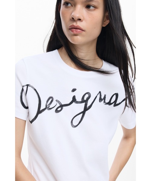 新品✨タグ付き♪ デシグアル　 Tシャツ　ホワイト　柄 Desigual（デシグアル） tシャツ DesigualロゴプリントベーシックT 白