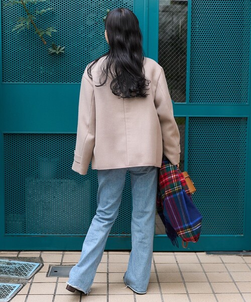 フリークスストア新作♡　ベージュ ショート丈フレア ジャケット fサイズ FREAK'S STORE（フリークスストア） ジャケット フリ- ベージュ