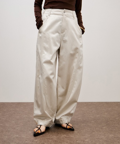 未使用toh design works. anemoneエッグパンツ/ベージュ系 ADAM ET ROPE'（アダムエロペ） パンツ ピグメントダイエッグパンツ