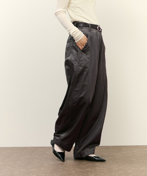 ADAM ET ROPE'（アダムエロペ） パンツ ピグメントダイエッグパンツ