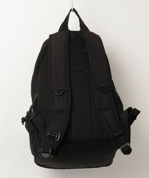 「（What it isNt）ART BY MARKGONZALES」 リュック FREE ホワイト×レッド メンズ_画像2