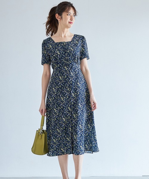 ワンピース 小花柄スクエアネックワンピース Zozotown Paypayモール店 通販 Paypayモール