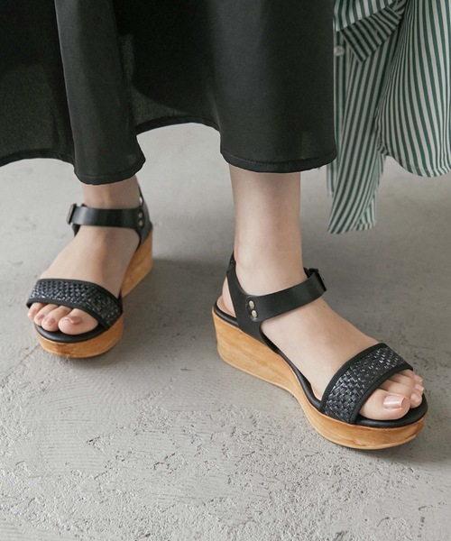 Fashion Letter サンダル 日本製ゴムストラップデザインウェッジ