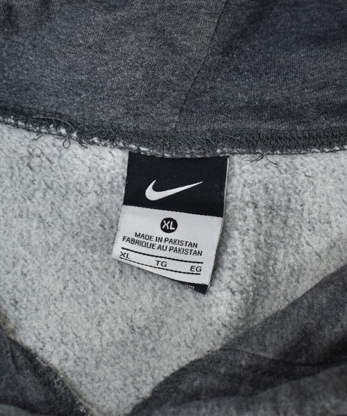 NIKE（ナイキ） パーカー 「ヴィンテージ古着」Y2K NIKE / ナイキ