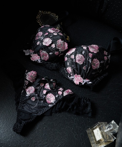 Dolce Fiora（ドルチェ フィオラ） ブラジャー ショーツセット
