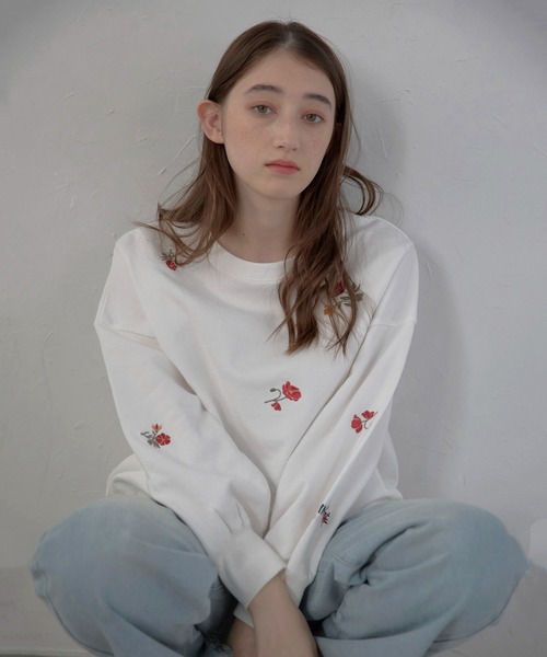 MINERTE トレーナー スウェット 「MINERTE」random flower embroidery