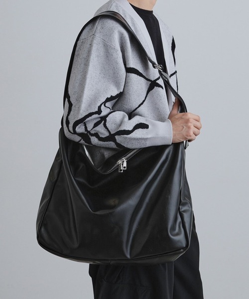 tk.TAKEO KIKUCHI（ティーケータケオキクチ） ショルダーバッグ ルーズ