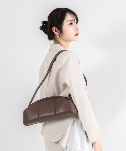 ❤️美品❤️ADD CULUMN レザーショルダーバック・ボディバック 2way ADD CULUMN（アドカラム） ショルダーバッグ バッグ 「ADD CULUMN