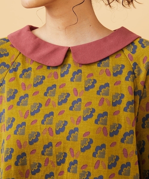 Jocomomola（ホコモモラ） tシャツ Cruce ジャカード リーフ×フラワー