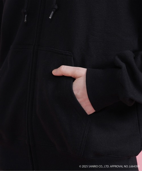 AVIREX（アヴィレックス） パーカー 「AVIREX×HELLO KITTY」HOODIE