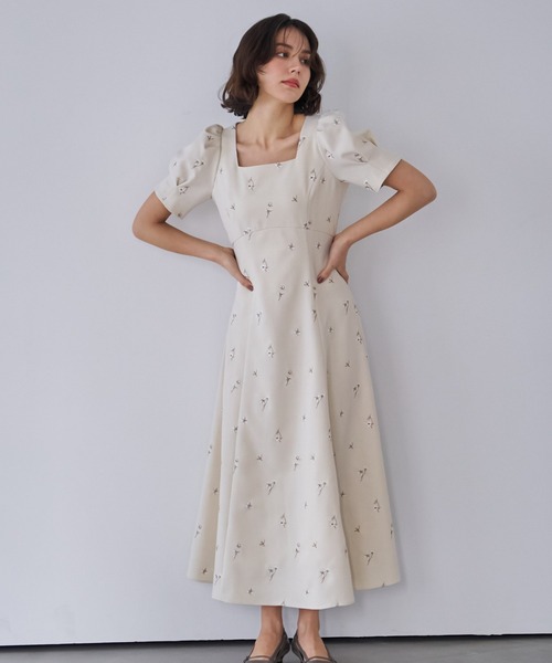 NOELA（ノエラ） ワンピース 「Premium」フラワー刺繍ワンピース