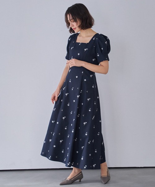 NOELA（ノエラ） ワンピース 半袖 「Premium」フラワー刺繍ワンピース