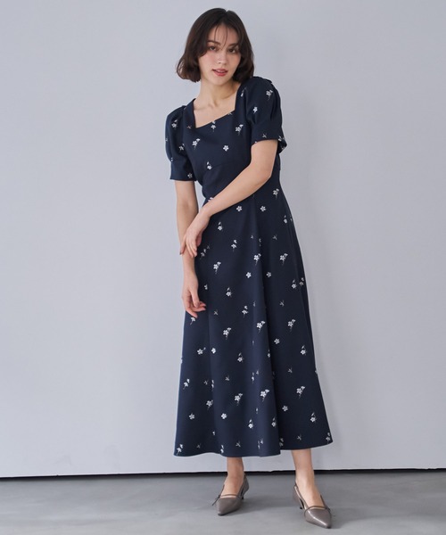 NOELA フラワー刺繍ワンピース NOELA（ノエラ） ワンピース 半袖 「Premium」フラワー刺繍ワンピース