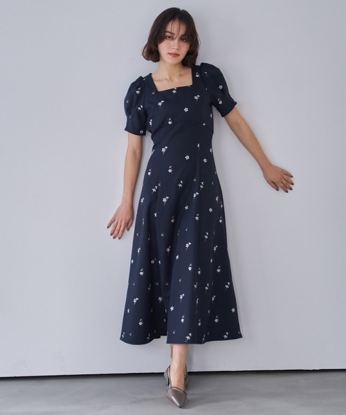 NOELA（ノエラ） ワンピース 「Premium」フラワー刺繍ワンピース