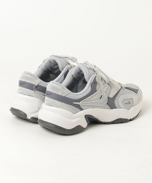 NIKE（ナイキ） ローカットスニーカー 22.5cm グレー メンズ