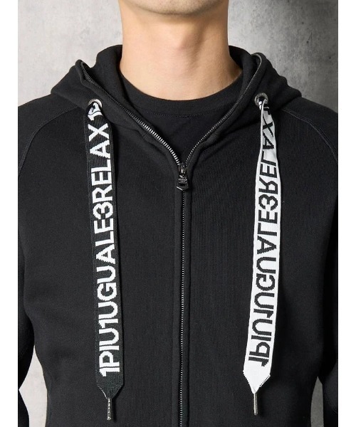 最終値下げ 美品 1PIU1UGUALE3 RELAX ジップ パーカ 黒 L 1PIU1UGUALE3 RELAX 「1PIU1UGUALE3 RELAX 」 ジップアップパーカー L