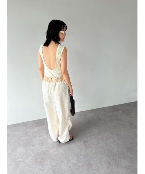 HANNE タンクトップ ノースリーブ オープンバックタンクボディスーツ