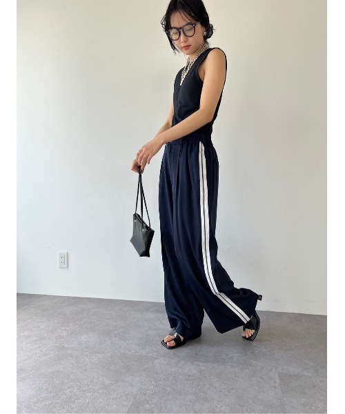 HANNE タンクトップ オープンバックタンクボディスーツ