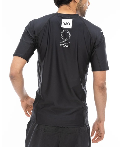 ルーカ　ラッシュガード　Sサイズ RVCA 最短翌日配達 ルーカ ルカ スポーツ ラッシュガード 長袖