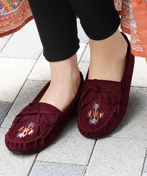 チチカカ（TITICACA） デッキシューズ モカシン ネイティブ刺繍