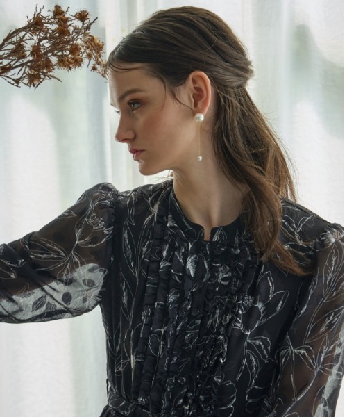 【新品】ERADIE エラディエ フラワープリントプリーツワンピース ERADIE（エラディエ） ワンピース Flower print pleats one piece