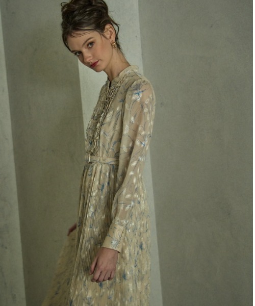 ワンピース Flower print pleats one piece フラワープリントプリーツワンピースの画像
