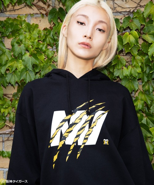 NOSTALVIA パーカー 阪神タイガース × ノスタルヴィア Tigers Claw