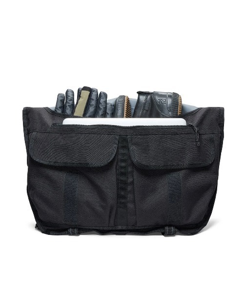 CHROME（クローム） ショルダーバッグ CTZ 24L MESSENGER メンズ