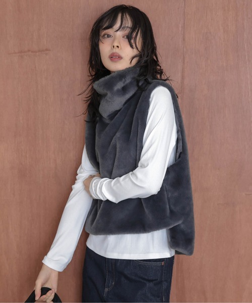 GUCCI黒のハイネックノースリーブベスト セール☆1490円→990円 ニットタンクトップ レディース ハイネック