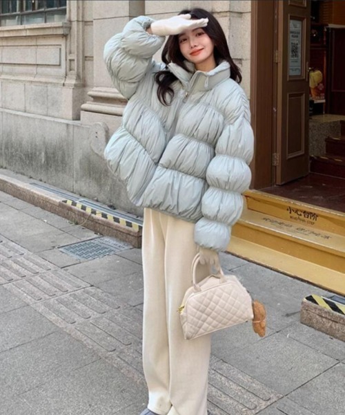 えむ　ピヌエ　ボリュームスリーブダウン　ダウンジャケット えむ様専用 ピヌエ ボリュームスリーブダウン ダウンジャケット - メルカリ