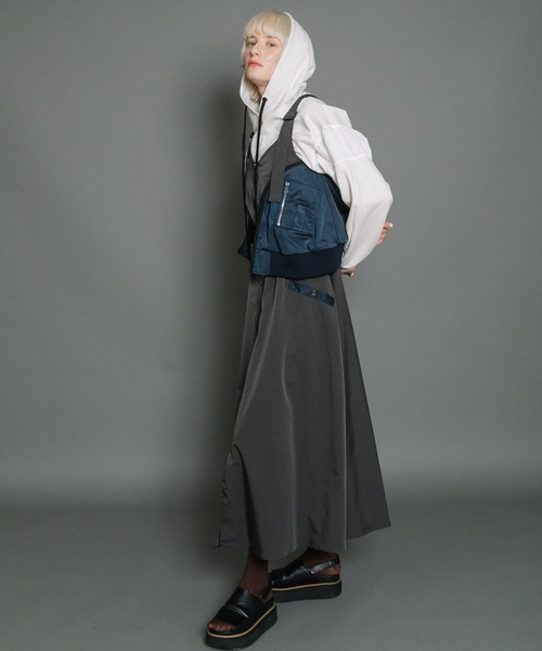 「AULA AILA」 サロペットスカート 1 ブラック レディース_画像3