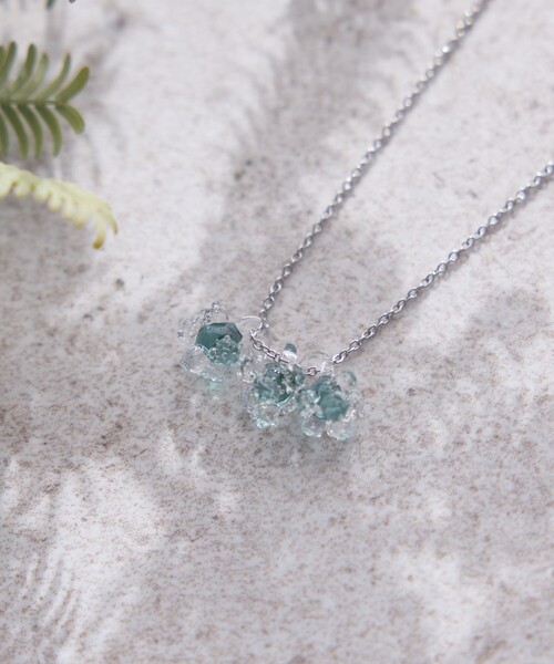 ネックレス 「HARIO Lampwork Factory」ネックレス ひとふさのミモザ レディースの画像