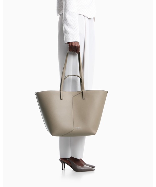 EMPORIO ARMANI トートバッグ 「エンポリオ アルマーニ」Emporio