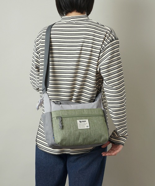 moz（モズ） ショルダーバッグ バッグ スクエアショルダーバッグ ZZEI