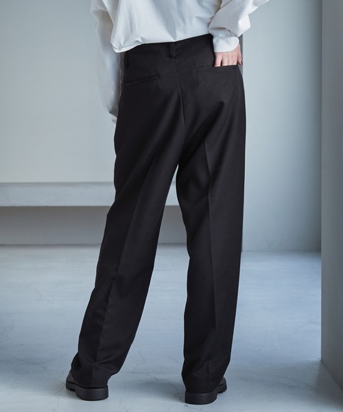 SERACE スラックス 「SERACE」Wide silhouette straight slacks