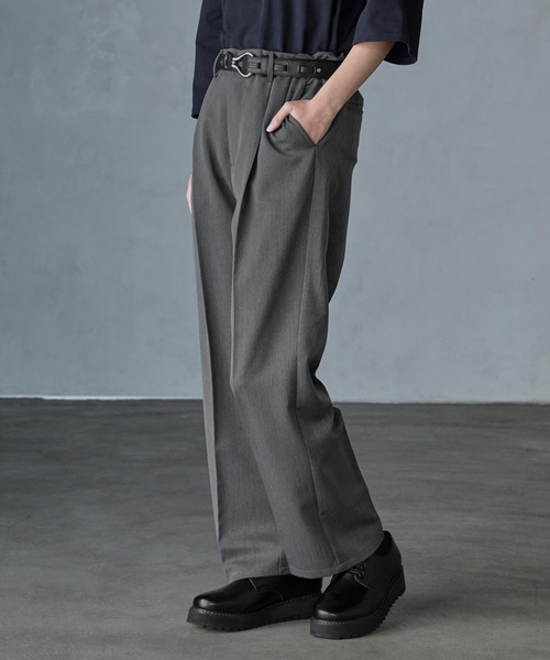 SERACE スラックス 「SERACE」Wide silhouette straight slacks