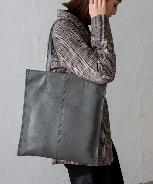 VitaFelice（ヴィータフェリーチェ） トートバッグ 本牛革2ROOMトート