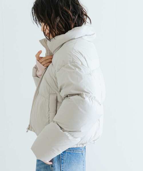 新品　アーバンリサーチ　撥水ダウンジャケット　アイボリーベージュ　ダウン80%！ ITEMS URBANRESEARCH（アイテムズ アーバンリサーチ）の「『撥水