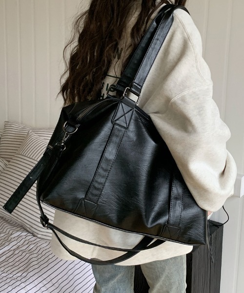 【希少】ディーゼル Y2K ショルダーバッグ ボストン 2way ロゴ刺繍 黒 DIESEL - DIESEL(ディーゼル) ロゴ キャンバス ボストン バッグ Y2K