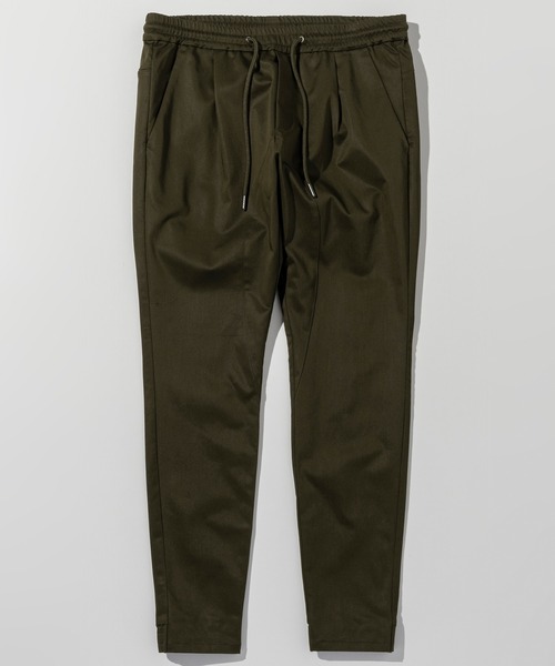 サイズL【新品】1PIU1UGUALE3 トラベルスラックスパンツ 1PIU1UGUALE3 RELAX スラックス 1PIU1UGUALE3 RELAX(ウノピゥウノウ