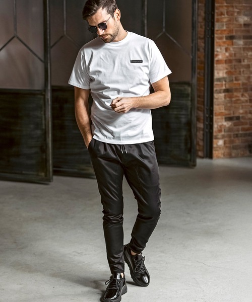 【未使用】1PIU1UGUALE3 リブテーパードスラックスパンツ サイズ6 未使用】1PIU1UGUALE3 リブテーパードスラックスパンツ サイズ6