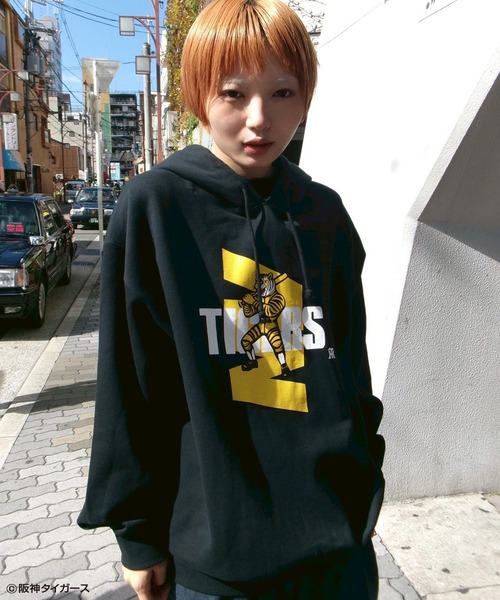 NOSTALVIA パーカー 阪神タイガース × ノスタルヴィア Tigers Slugger