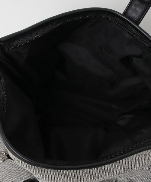 MARY QUANT（マリークヮント） ワンポイントリュック - グレー