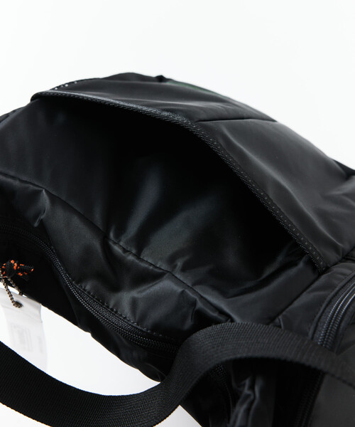 Coleman（コールマン） ショルダーバッグ 別注 WALKER COOL SHOULDER