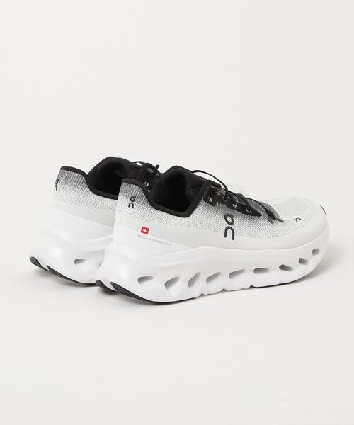 「On」 ローカットスニーカー 27.5cm ブラック メンズ_画像2