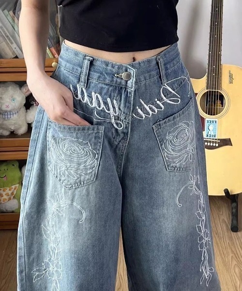 ジーンズ デニム デニムパンツ 「y2k」刺繍ワイドデニムパンツ
