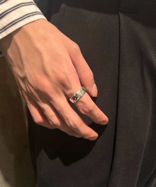 e.m. イーエム　指輪 ロゴリングM（ダイヤ入り） レディース メンズ　9号 e.m. イーエム 指輪 ロゴリングM（ダイヤ入り） レディース