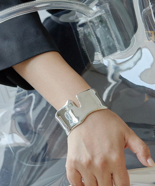 Hoaw. シルバー バングル Whim Gazette ブレスレット 「Hoaw.」Curvy バングル レディース