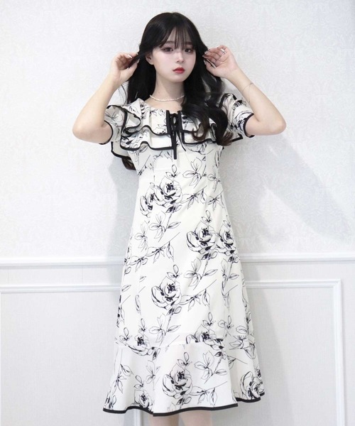 「TITTY&CO.」 半袖ワンピース M ベージュ レディース_画像6