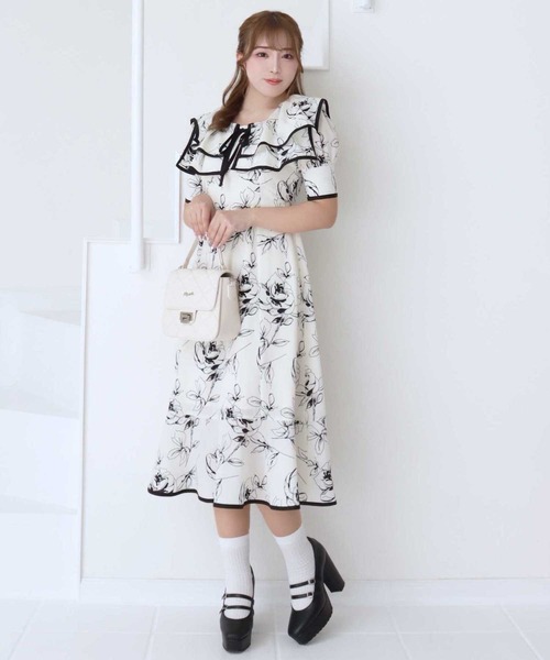 「TITTY&CO.」 半袖ワンピース M ベージュ レディース_画像9